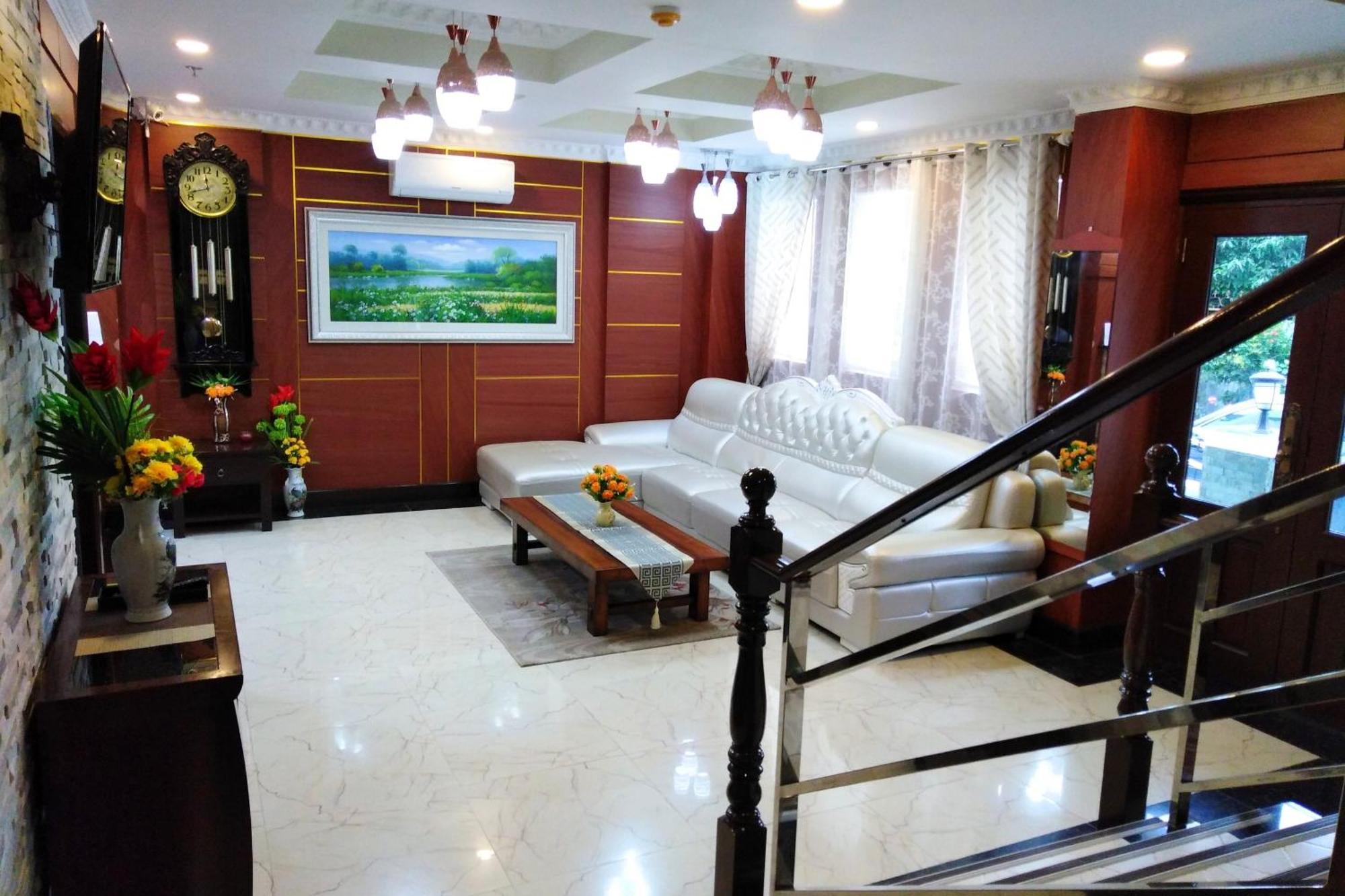 เวเนเซีย สวีท โฮเต็ล อิโลยโล Hotel อีโลอีโลซิตี้ ภายนอก รูปภาพ